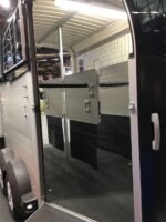 Pferdeanhänger Cheval Ifor Williams HBX 506, 2 Plätze – Bild 3