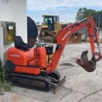 Kubota KX08 (1994) – 8-Tonnen-Minibagger – 2.700 Stunden – mit 3 Löffeln (gewartet)