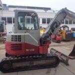Gebrauchter Takeuchi 153 FR Minibagger (2008) – 5,6 t – 5.225 Betriebsstunden – Inklusive 3 Löffel