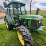 Tracteur agricole 2001 John Deere 5500