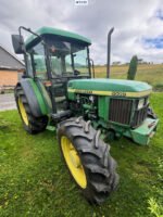 Tracteur agricole 2001 John Deere 5500