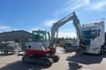Gebrauchter Minibagger Takeuchi TB250-2 – 5,1 t, 2020, 1.174 Bh, Yanmar-Motor 29,1 kW