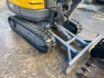 Gebrauchter Minibagger Volvo EC27C (2015) – 3.095 Std. – Klimatisierte Kabine – Bild 6